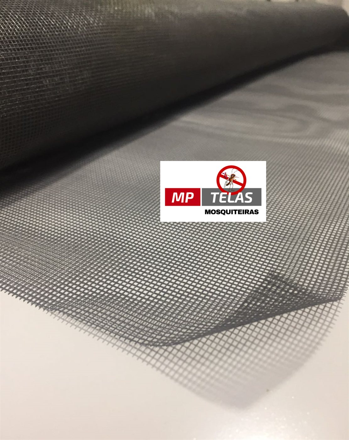 Detalhe da tela milimétrica em fibra de vidro